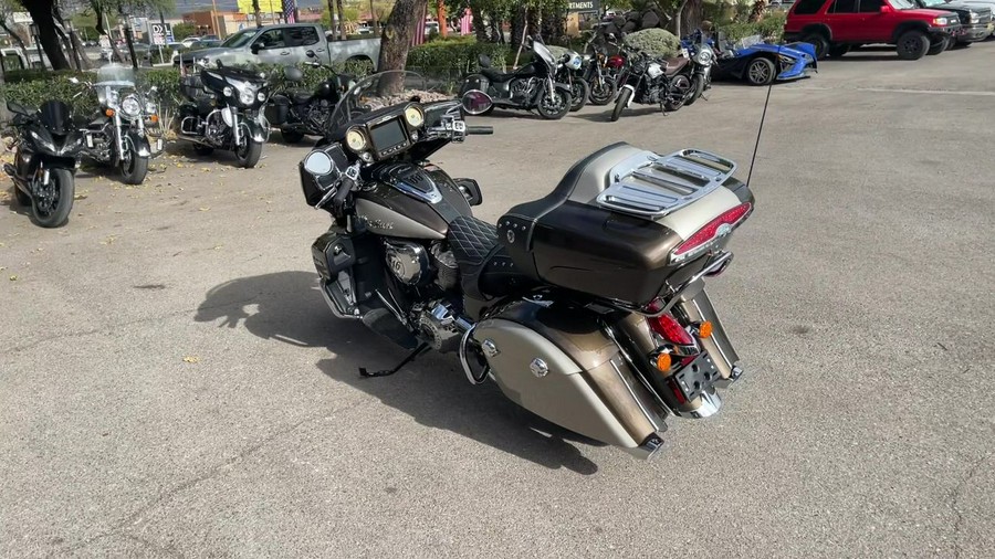 2023 Indian Motorcycle® Roadmaster® Bronze Pearl Metallic / Silver Metallic