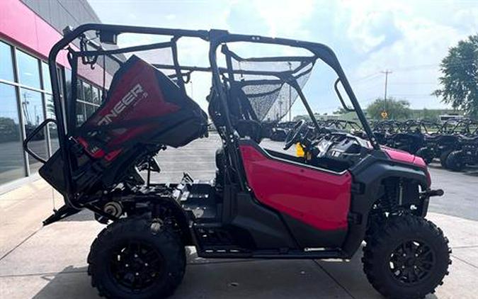 2024 Honda Pioneer 1000-5 Deluxe