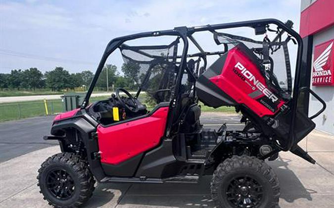 2024 Honda Pioneer 1000-5 Deluxe