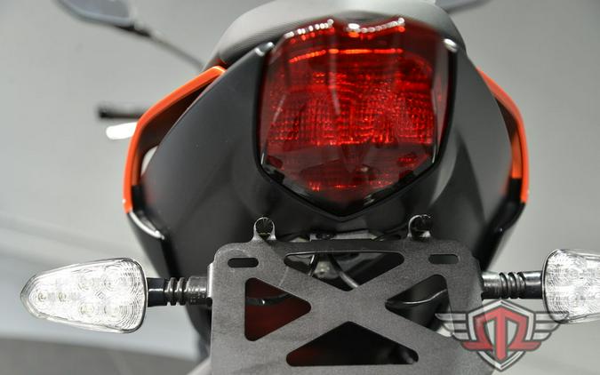 2025 Triumph Street Triple 765 R