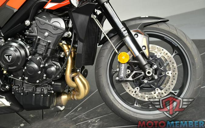 2025 Triumph Street Triple 765 R