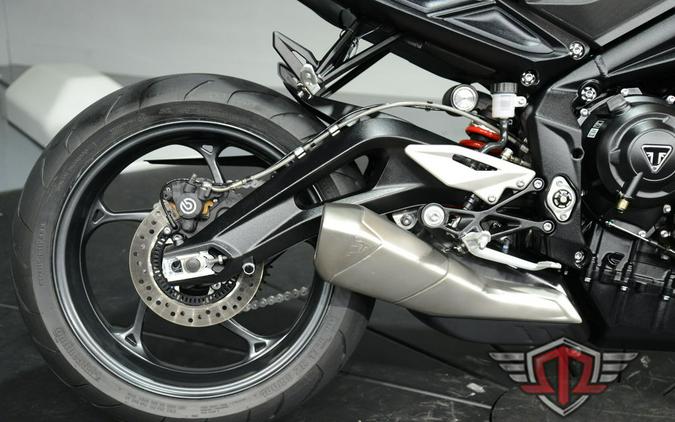 2025 Triumph Street Triple 765 R