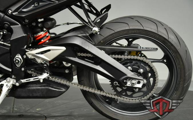 2025 Triumph Street Triple 765 R