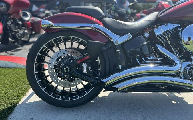 2017 Harley-Davidson FXSB - Breakout Breakout