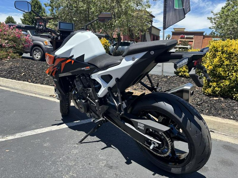 2027 KTM 990 Duke