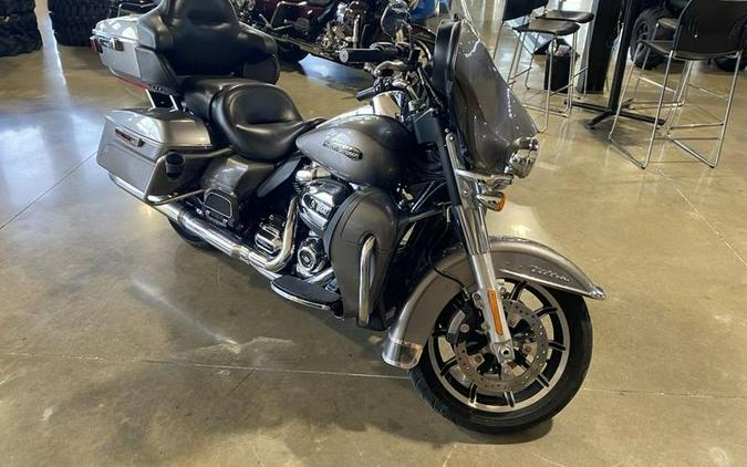 2017 Harley-Davidson® FLHTCU - Electra Glide® Ultra Classic®