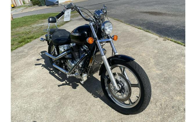 2004 Honda SHADOW 1100