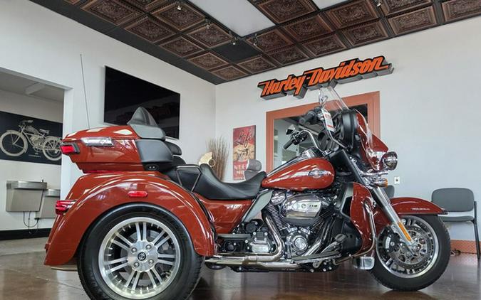 2024 Harley-Davidson Trike FLHTCUTG - Tri Glide Ultra