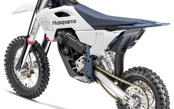 2027 Husqvarna EE 5