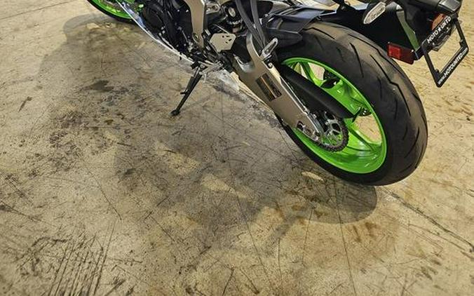 2024 Kawasaki Ninja® ZX™-6R 40th Anniversary Edition ABS