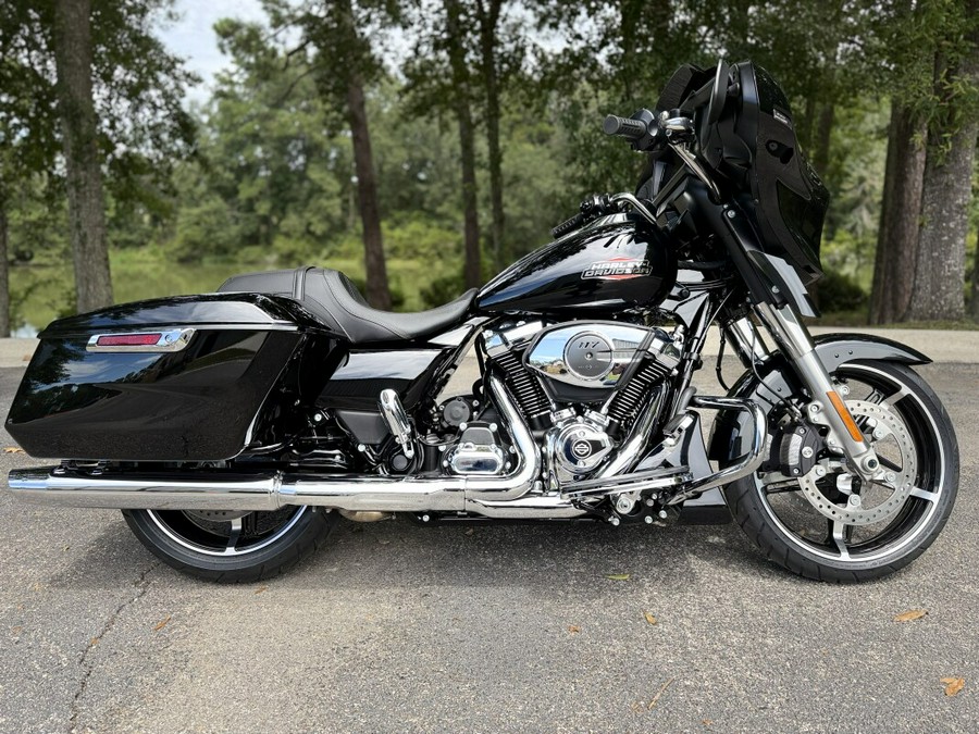 FLHX 2025 Street Glide™
