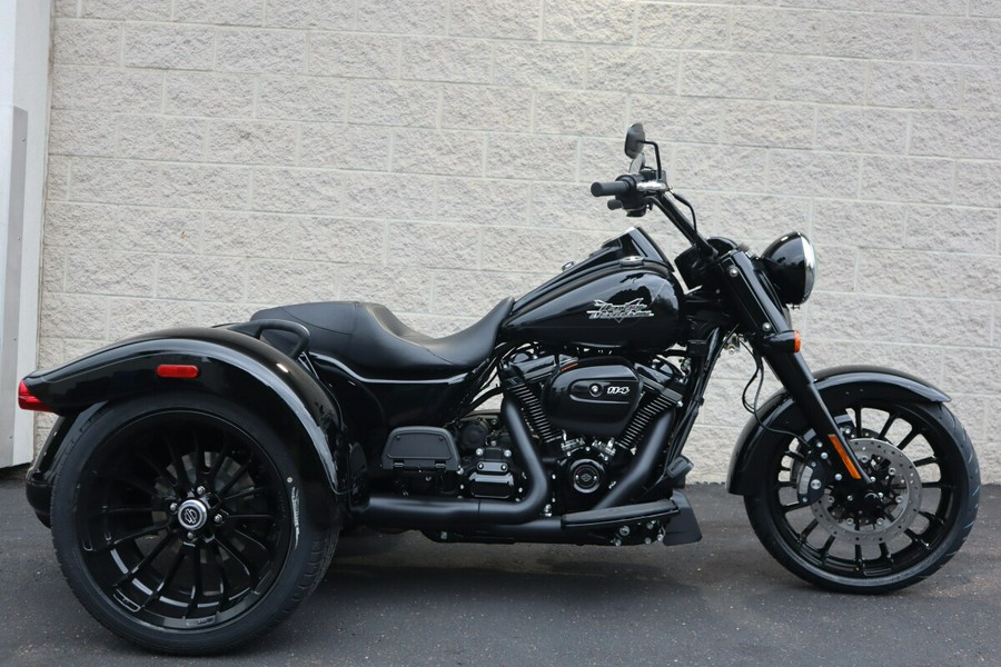 2023 Harley-Davidson<sup>®</sup> Freewheeler<sup>®</sup>