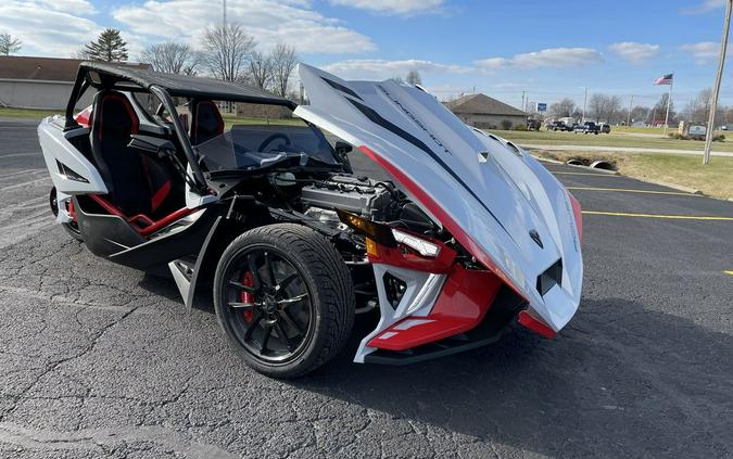 2024 Polaris Slingshot® ROUSH® Edition Manual