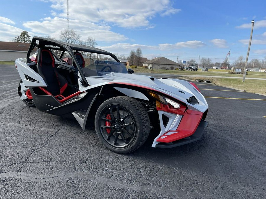 2024 Polaris Slingshot® ROUSH® Edition Manual