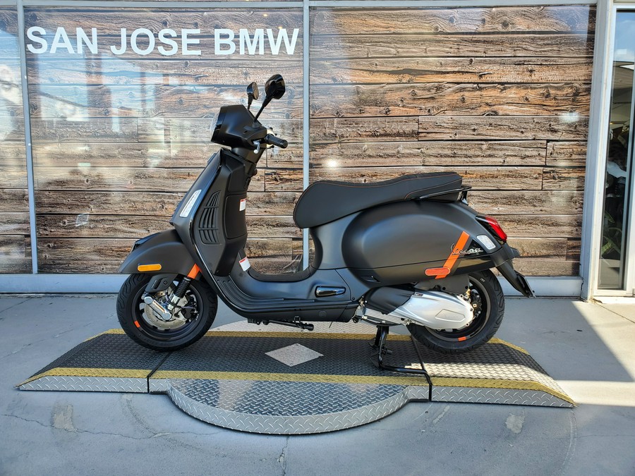 2024 Vespa GTS 300