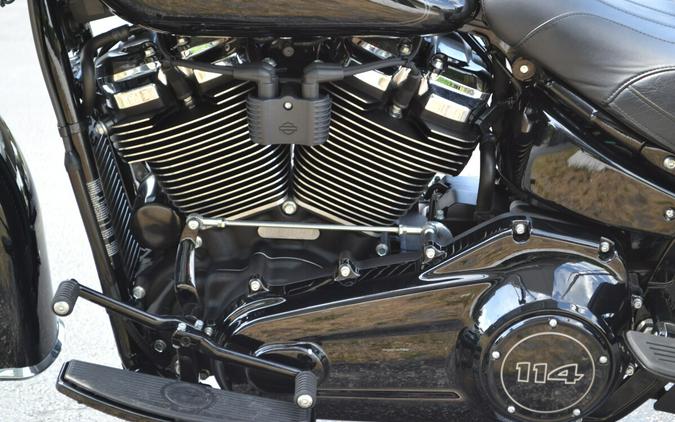 2021 Harley-Davidson Heritage Classic 114 - FLHCS