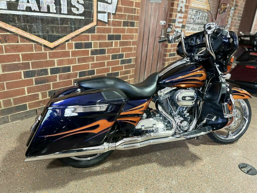 2015 CVO™ Street Glide®