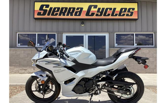 2025 Kawasaki Ninja® 500