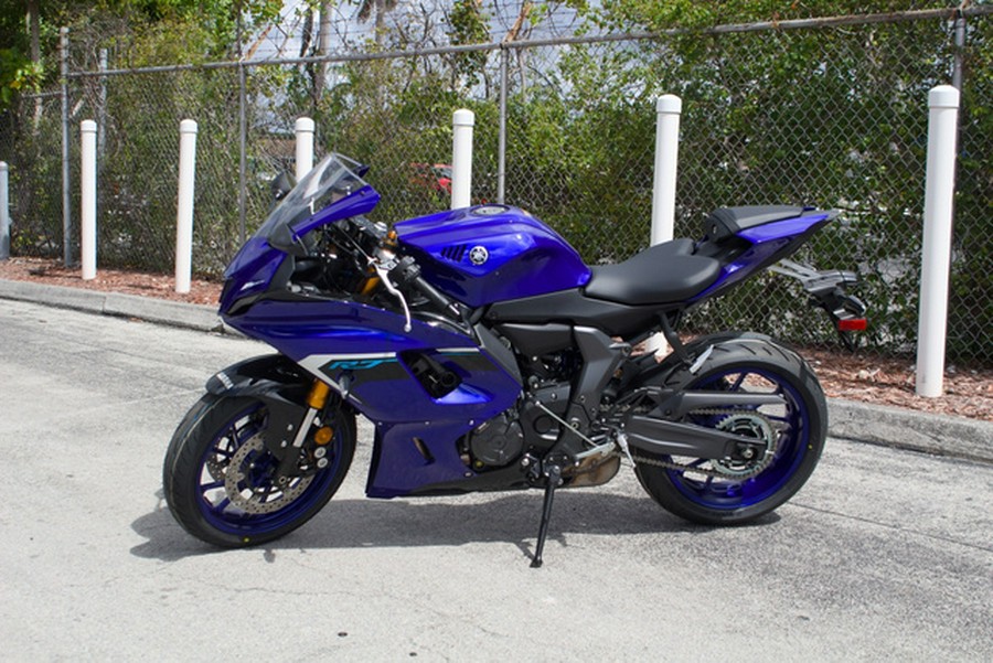 2025 Yamaha YZF R7