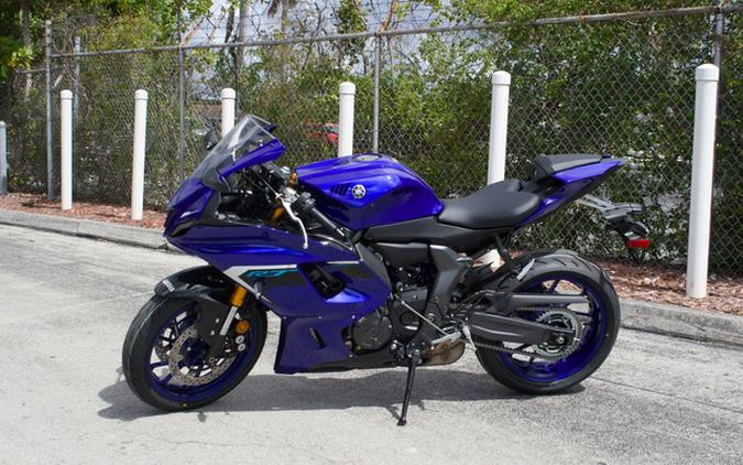 2025 Yamaha YZF R7