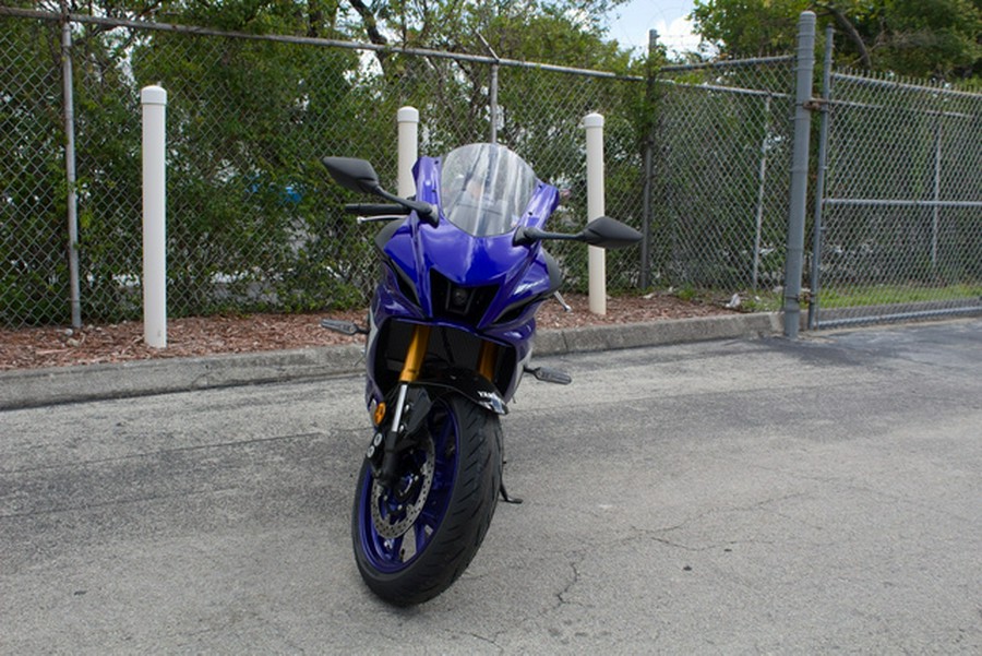 2025 Yamaha YZF R7