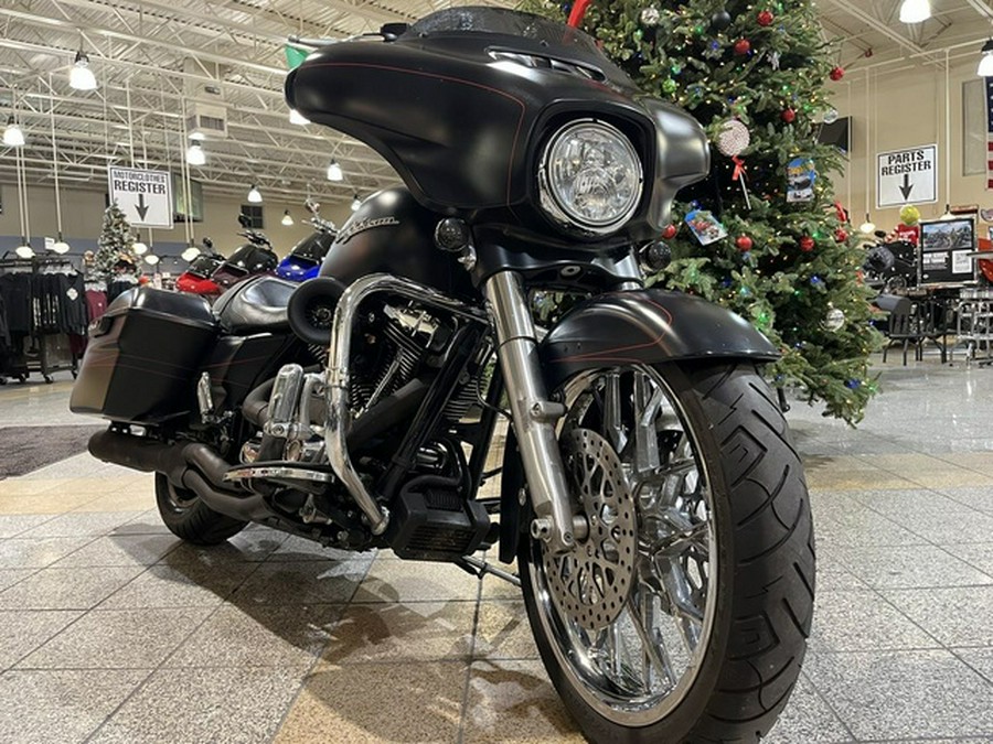 2014 Harley-Davidson FLHXS - Street Glide Special