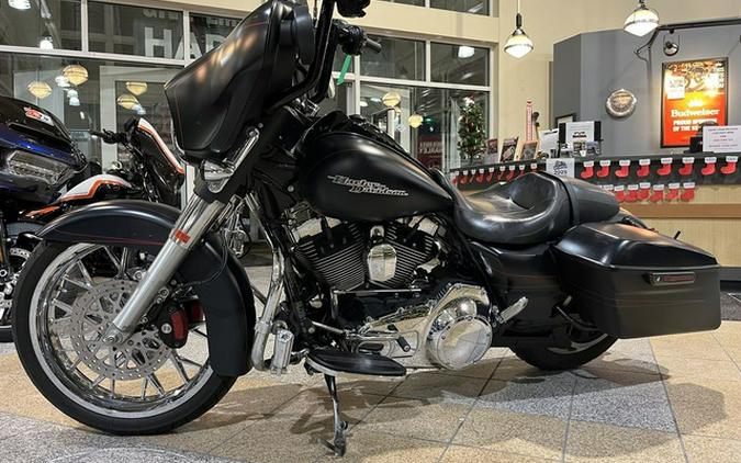 2014 Harley-Davidson FLHXS - Street Glide Special