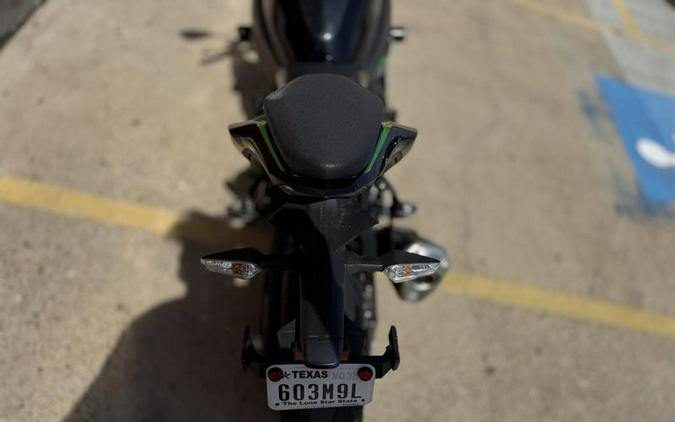 2024 Kawasaki Z900 SE ABS