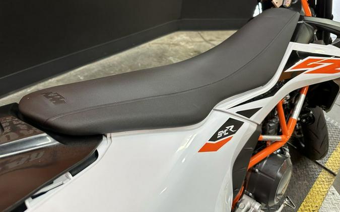 2019 KTM SMC 690 R
