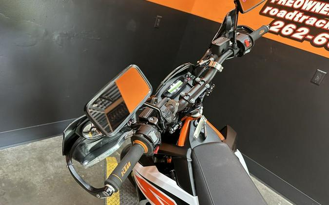 2019 KTM SMC 690 R