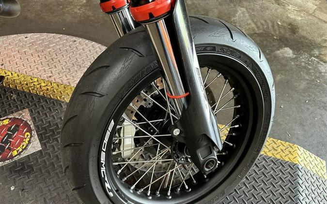 2019 KTM SMC 690 R