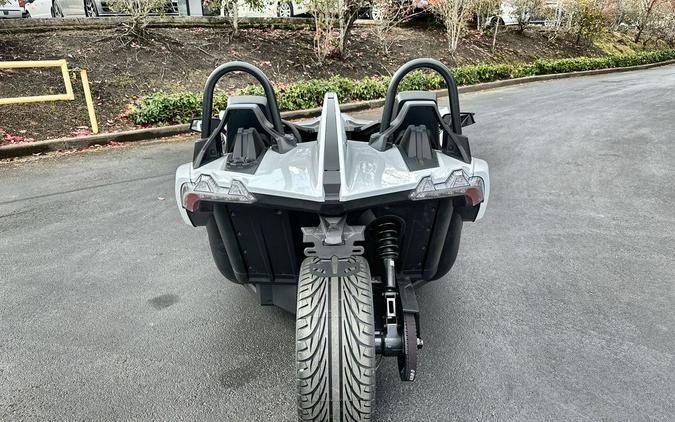 2023 Polaris Slingshot® Slingshot® S Manual