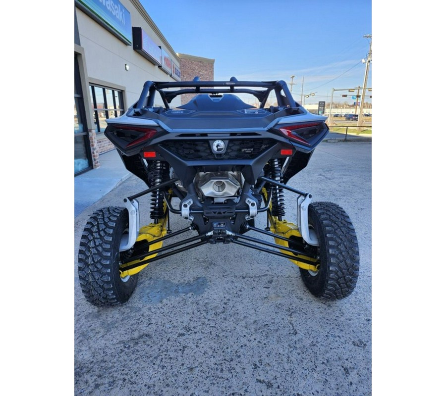 2024 Can-Am® Maverick R 999T DCT