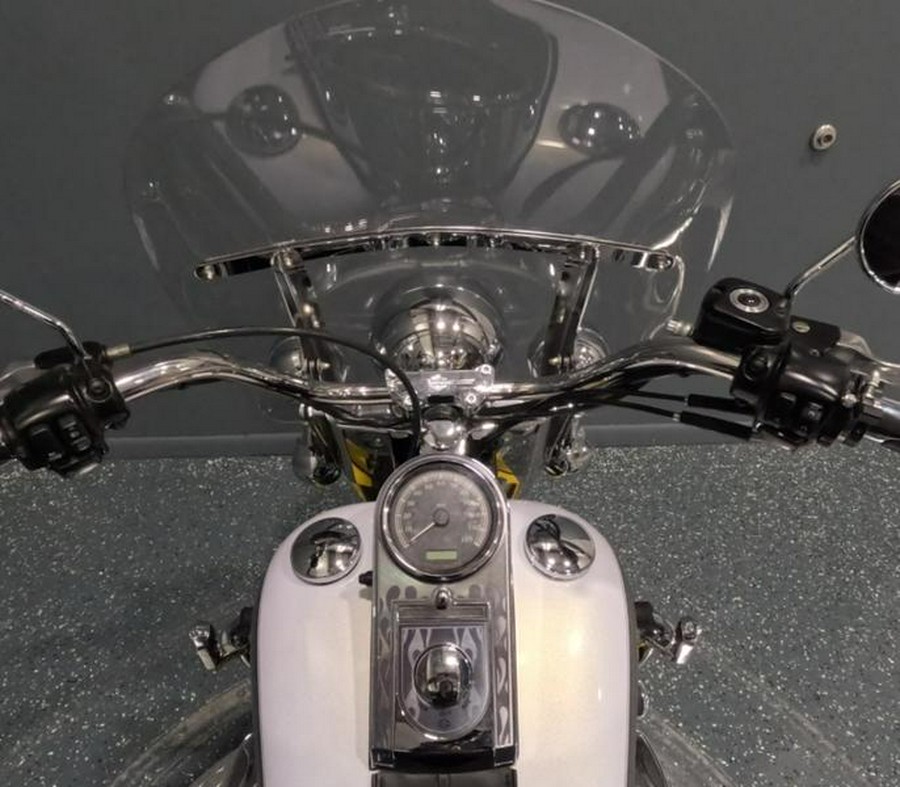 2008 Harley-Davidson® FLSTC - Heritage Softail®