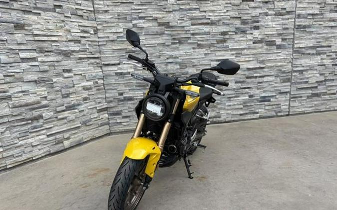 2025 Honda CB300R