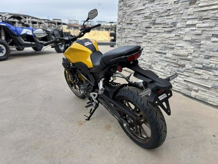 2025 Honda CB300R