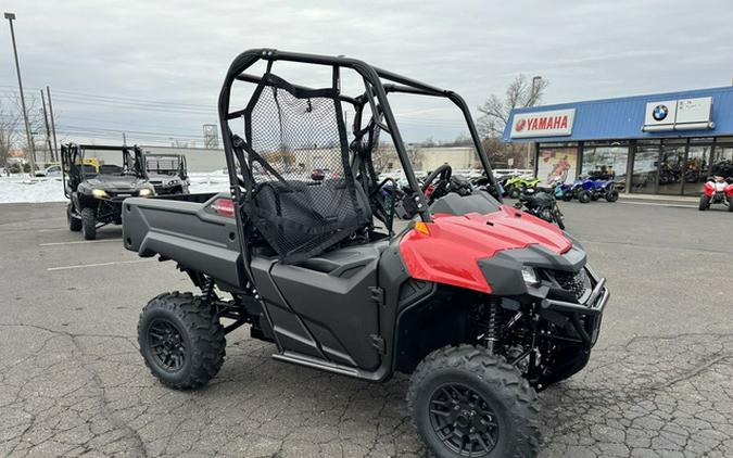 2026 Honda Pioneer 700 Deluxe