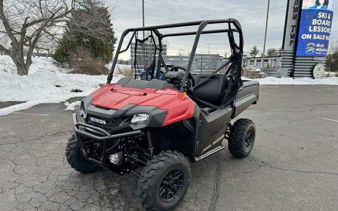 2026 Honda Pioneer 700 Deluxe