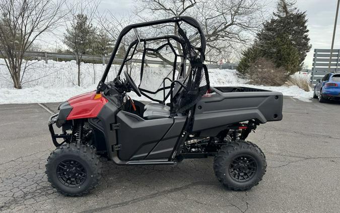 2026 Honda Pioneer 700 Deluxe