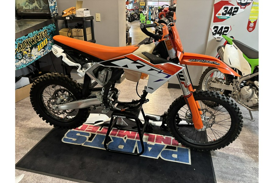 2023 300 xc, roller - great for parts - KTM