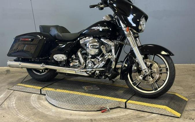 2015 Harley-Davidson® FLHX - Street Glide®