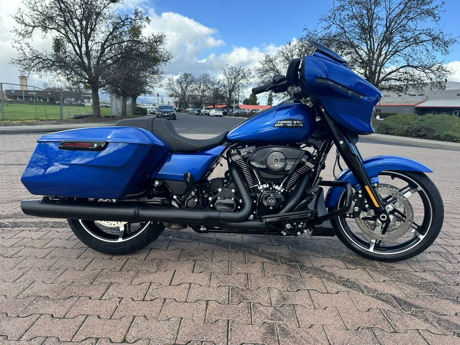 FLHX 2024 Street Glide®