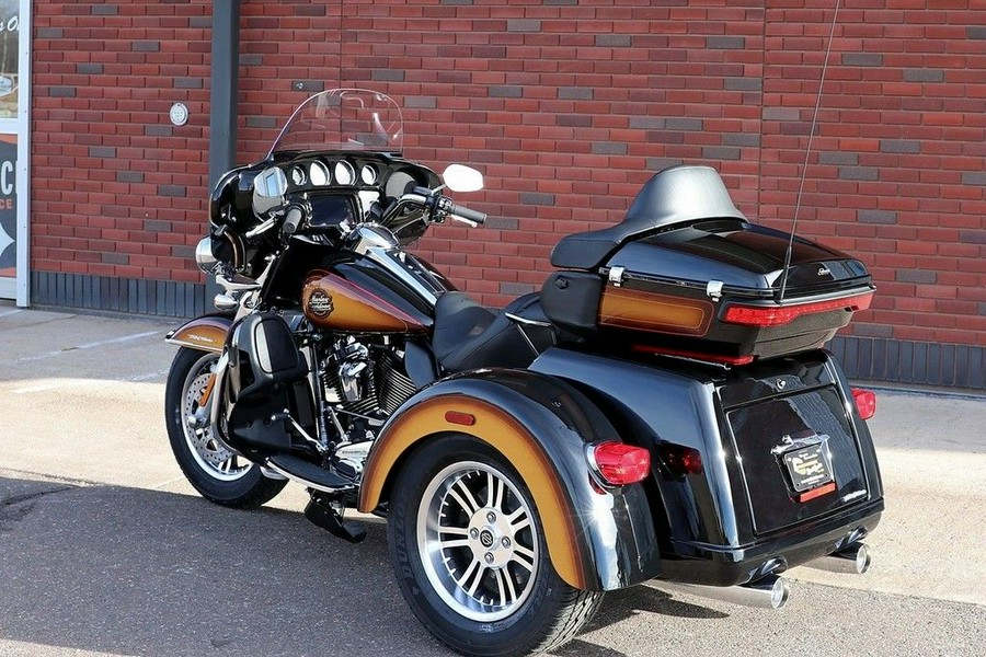 2024 Harley-Davidson® FLHTCUTG - Tri Glide® Ultra