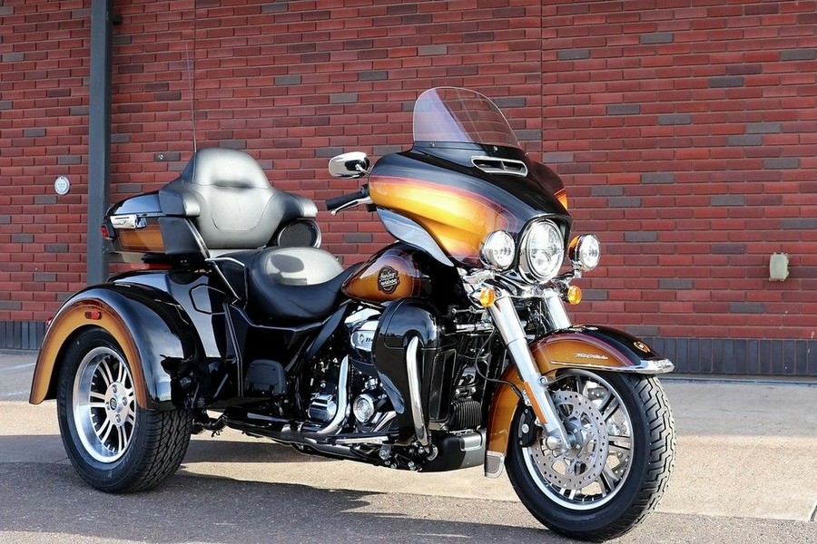 2024 Harley-Davidson® FLHTCUTG - Tri Glide® Ultra