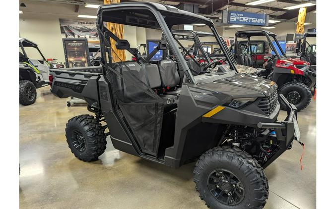 2025 Polaris Industries Ranger® 1000 Premium- GRANITE GRAY