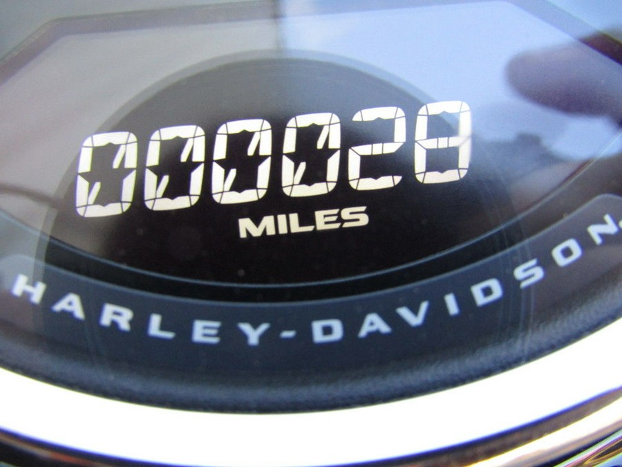 2023 Harley-Davidson® FLHCS - Heritage Classic