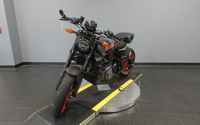 2023 Indian Motorcycle Ftr Z Base