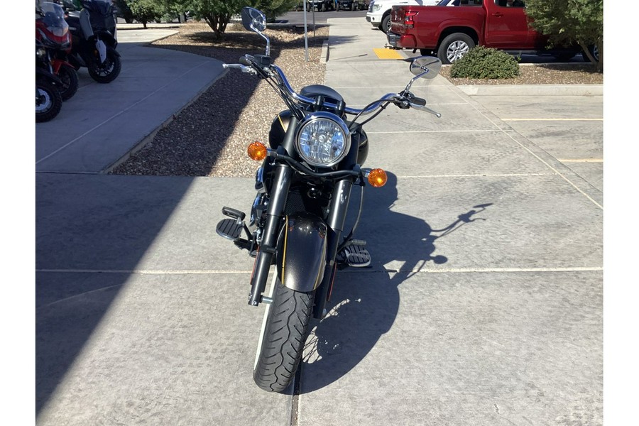 2023 Kawasaki Vulcan® 900 Classic