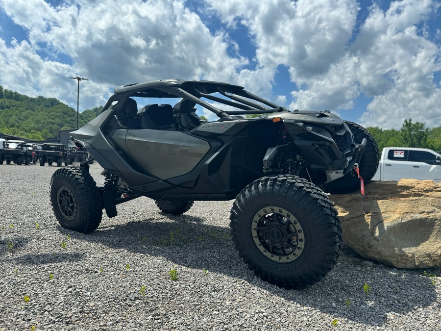 2026 Can-Am Maverick R X RC