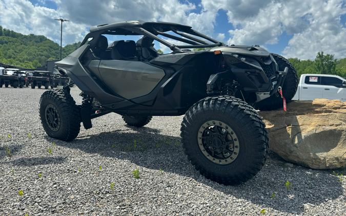 2026 Can-Am Maverick R X RC